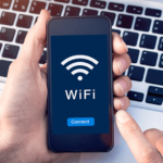 Potential dangers when you use Wifi networks in public places